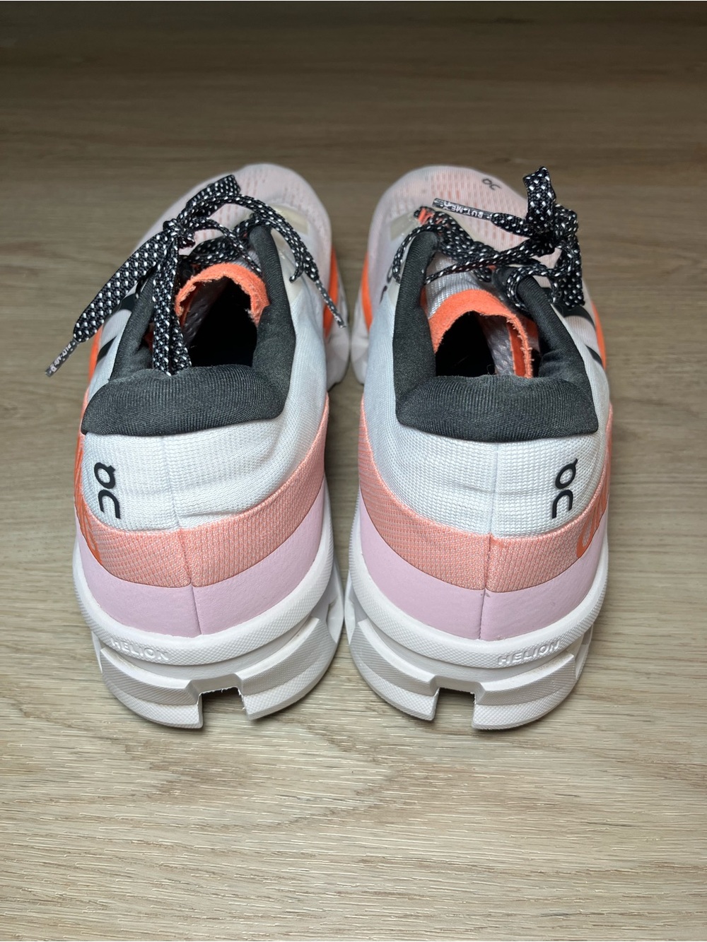 On Cloudmonster 2 running sneakers size 11.5 men, women 13 - Picture 11 of 12